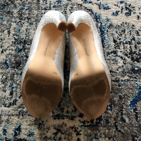 BCBGeneration platform heels python silver 38/8 - Picture 3 of 5